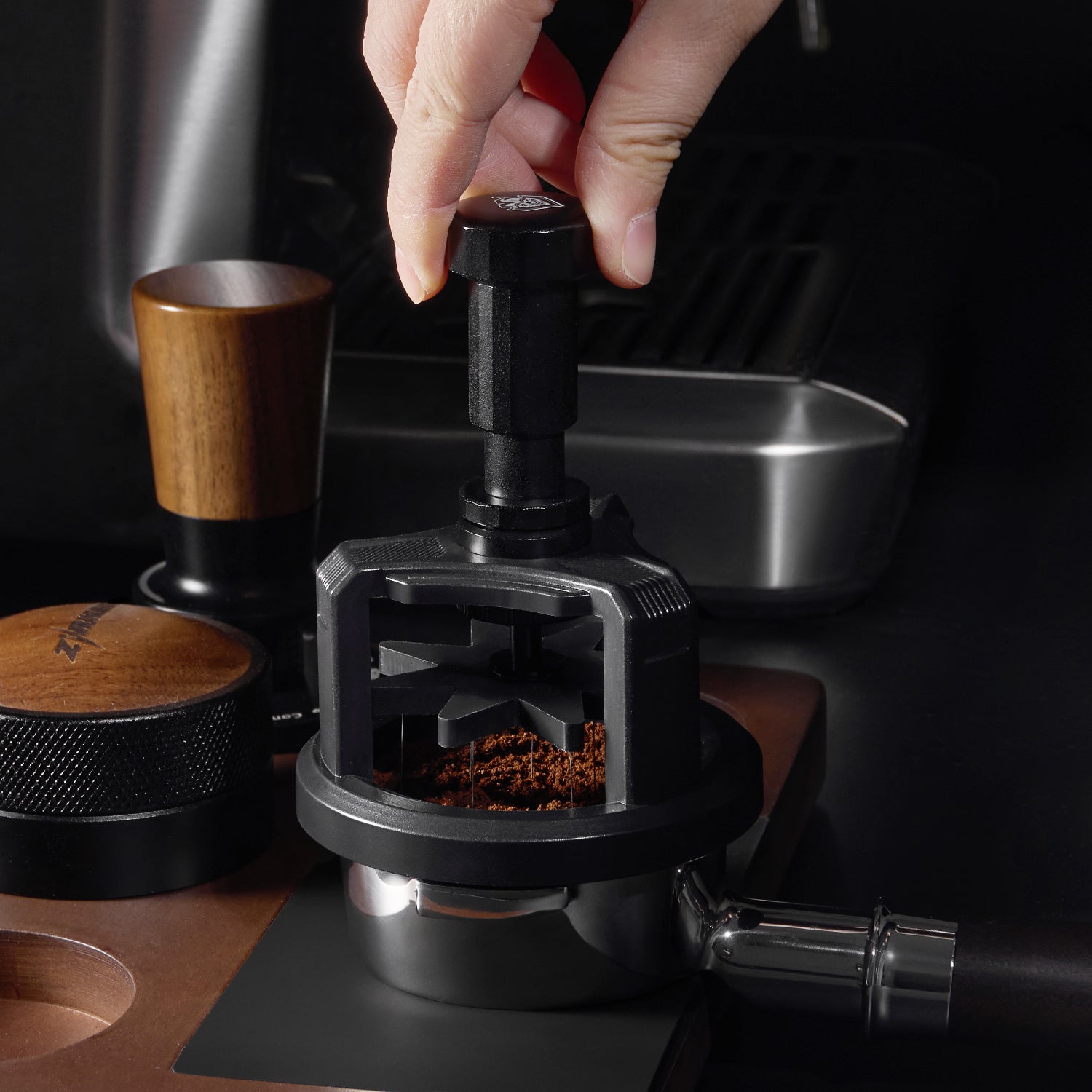 zirkus espresso wdt tool push down to rotary needle distribution tool 2