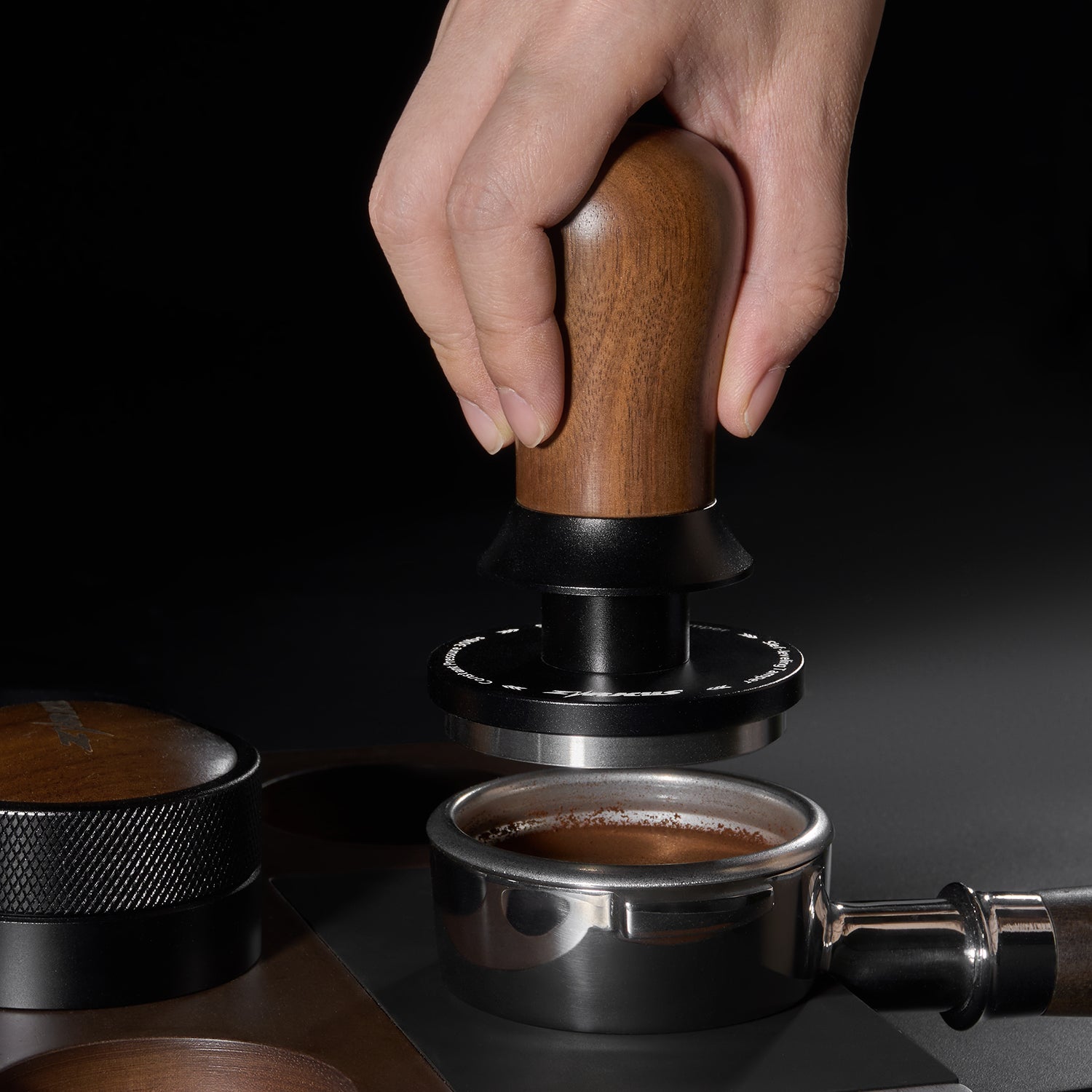 zirkus self-leveling espresso tamper with calibrated spring loaded 3