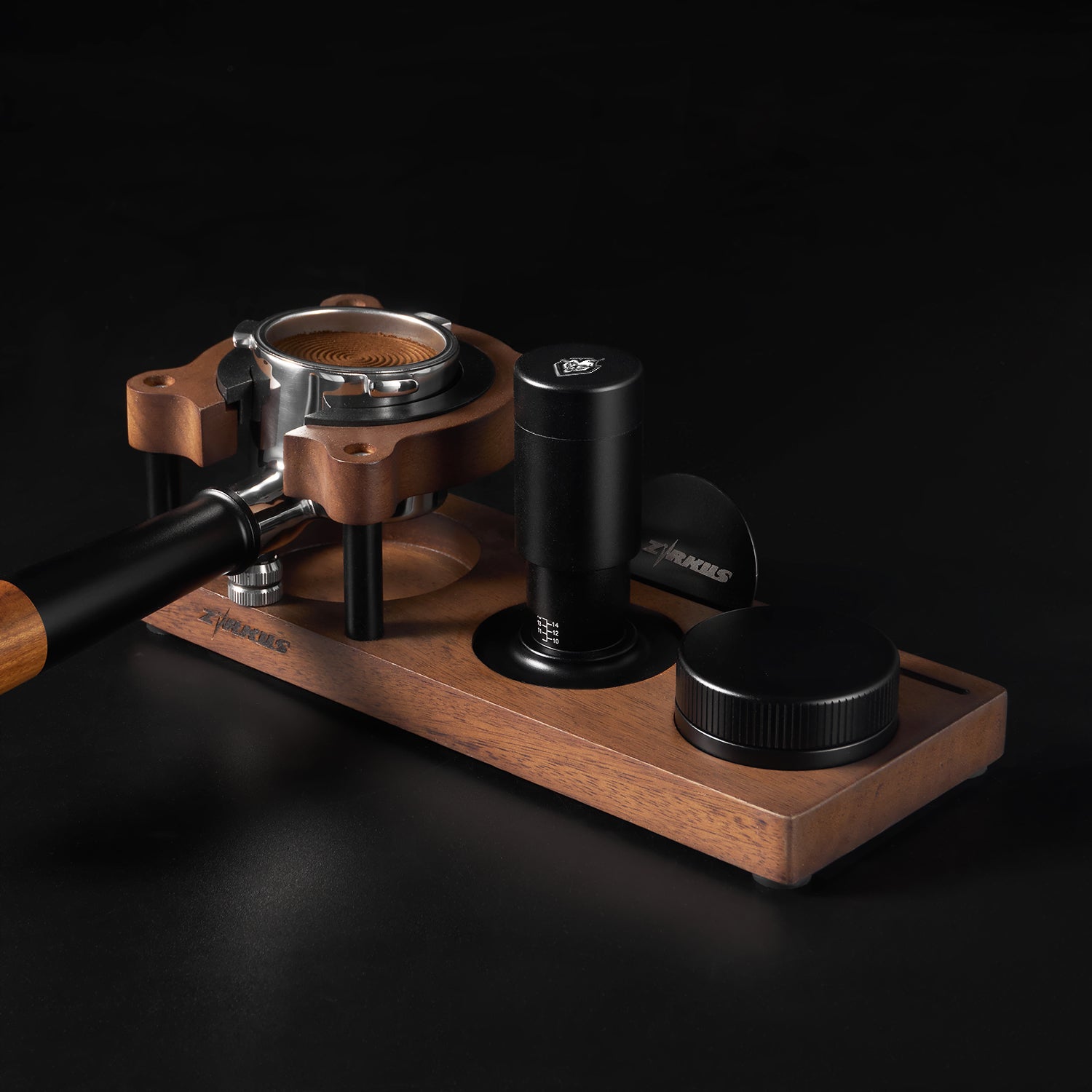 2-in-1 self-leveling spring loaded espresso tamper with wdt tool 5
