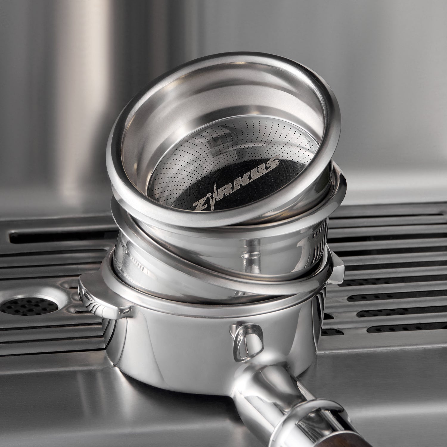 オーバーリング・ギフト　DVD、パンフレット、チョーカー、メタリックフォト全種 Zirkus 58mm Precision High Extraction Coffee Filter Basket 18/22g